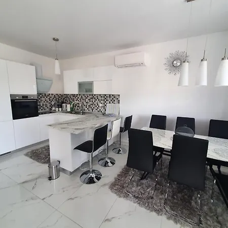 Two Bedroom With Terrace *